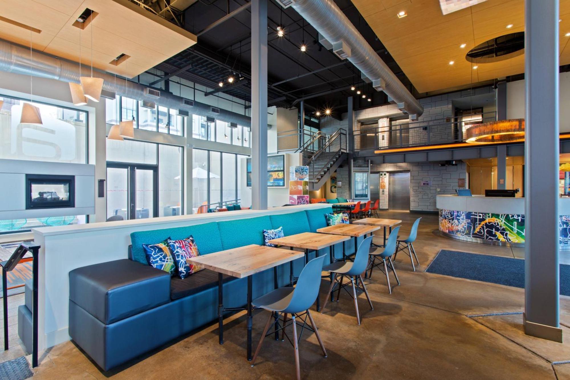 Aloft Birmingham Soho Square Homewood Exterior foto