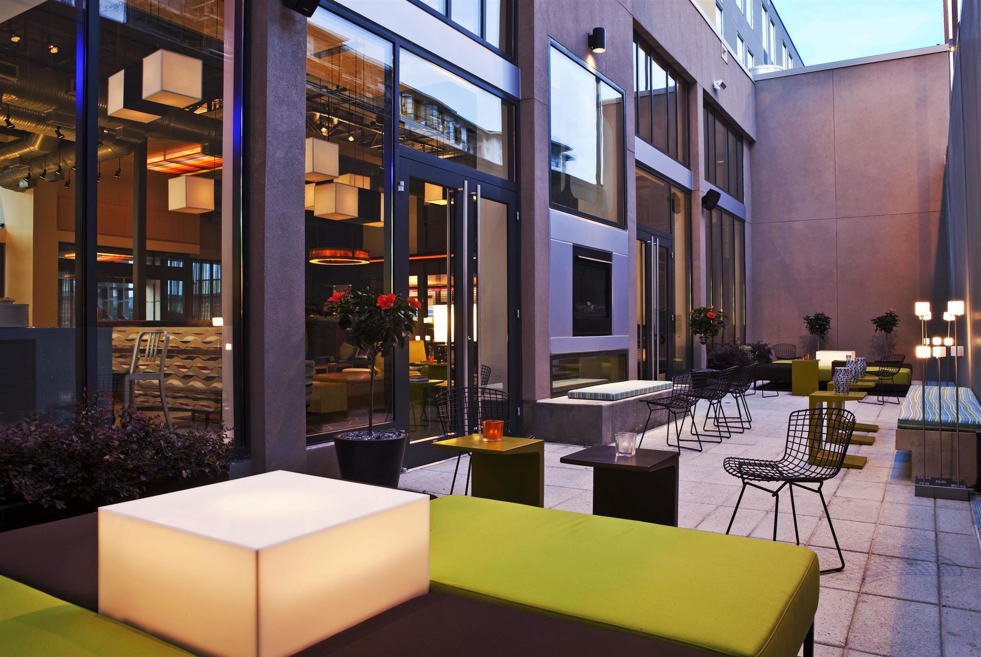 Aloft Birmingham Soho Square Homewood Restaurante foto
